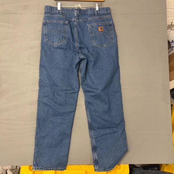 Carhartt Mens Relaxed Fit Straight Leg Denim Jeans Blue 38x32 Medium Wash - Picture 2 of 5